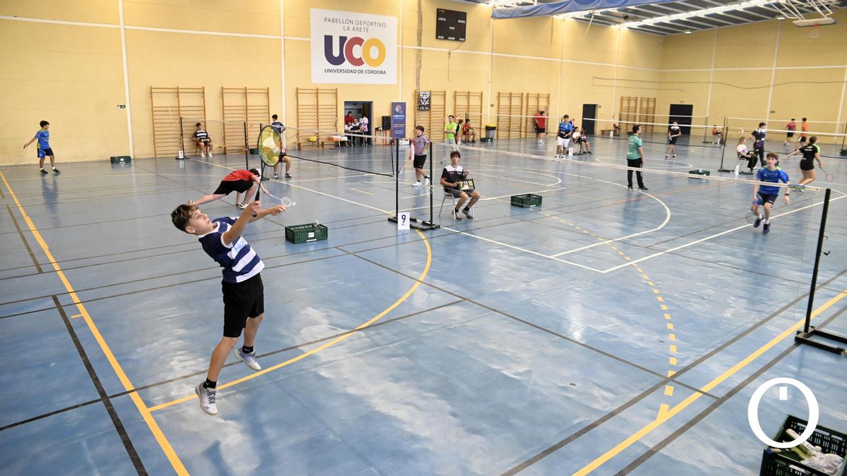 Los mejores talentos de futuro del badminton andaluz compiten en Rabanales