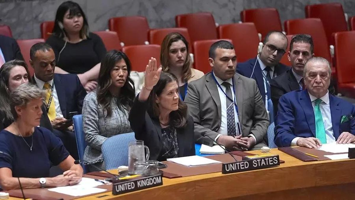 La mano de la vergüenza de EEUU ante la matanza de hambrientos
