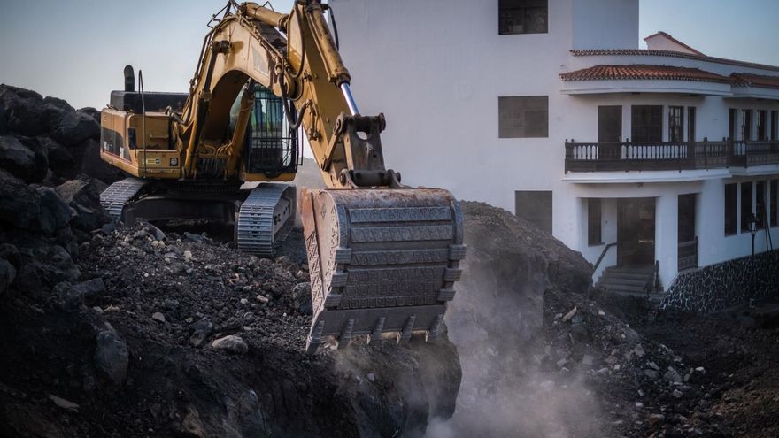 El Estado da luz verde al borrador del decreto-ley de planificación urbanística tras la erupción