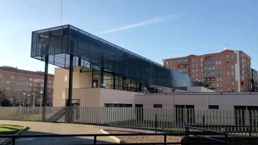 Edificio de la Ciudad del Mayor en el Polígono X de la capital leonesa.