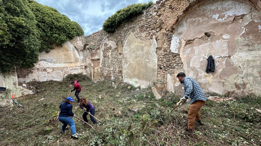 Las veredas vecinales vuelven al deshabitado pueblo de Oteruelo para "que no se pierda la memoria"