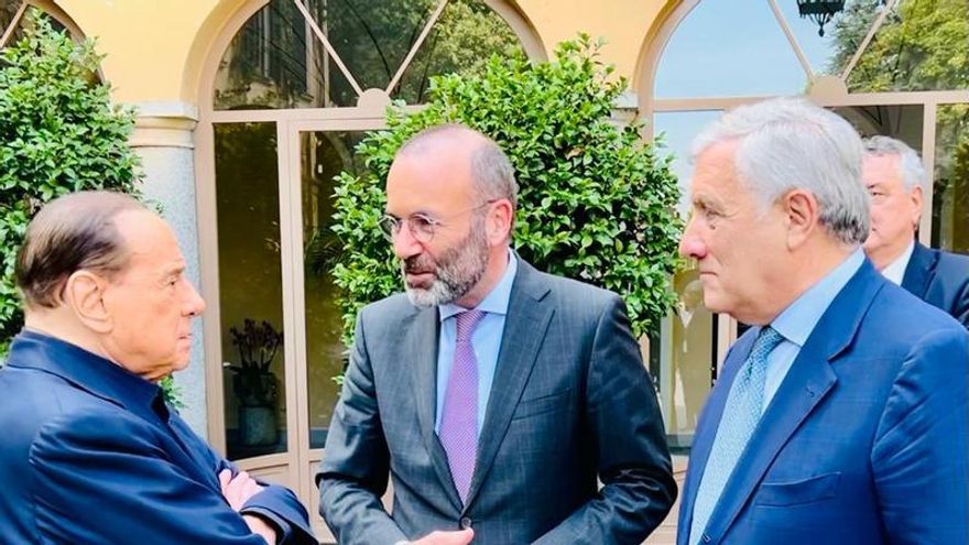 El apoyo del PP europeo a la alianza con la extrema derecha en Italia allana el camino a Feijóo con Vox