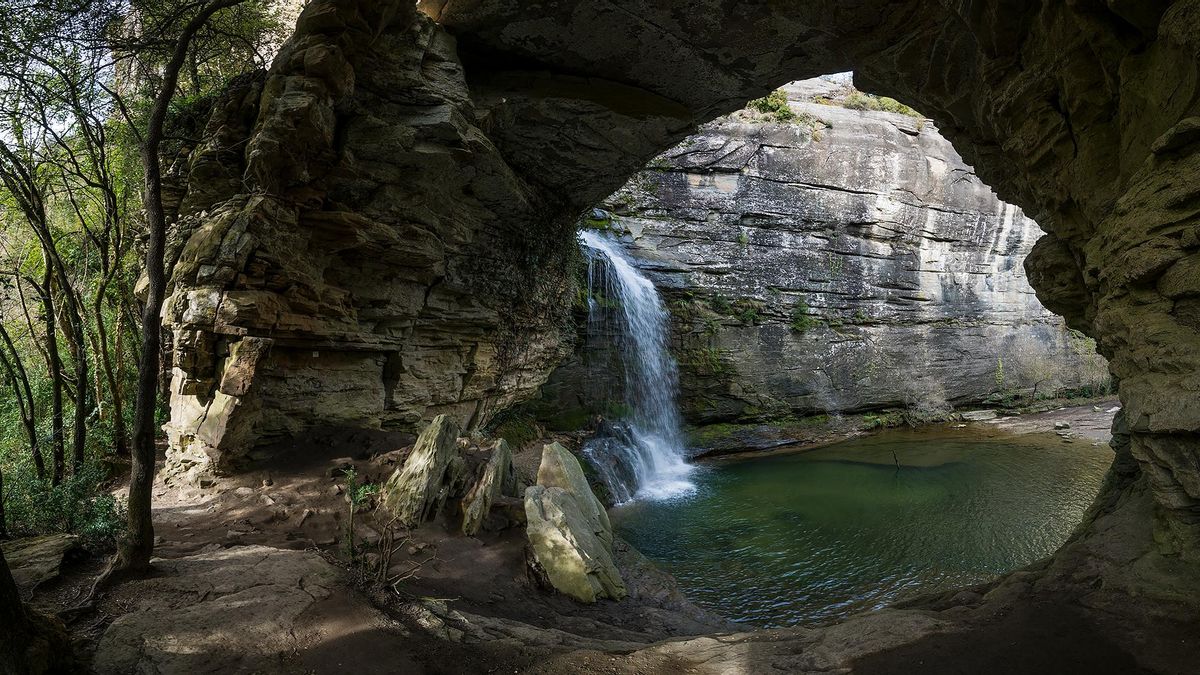 Así que Desde Cantonigròs,  y cojas el sendero queDesde Cantonigròs, en poco más de un kilómetro y medio llegarás a la cascada