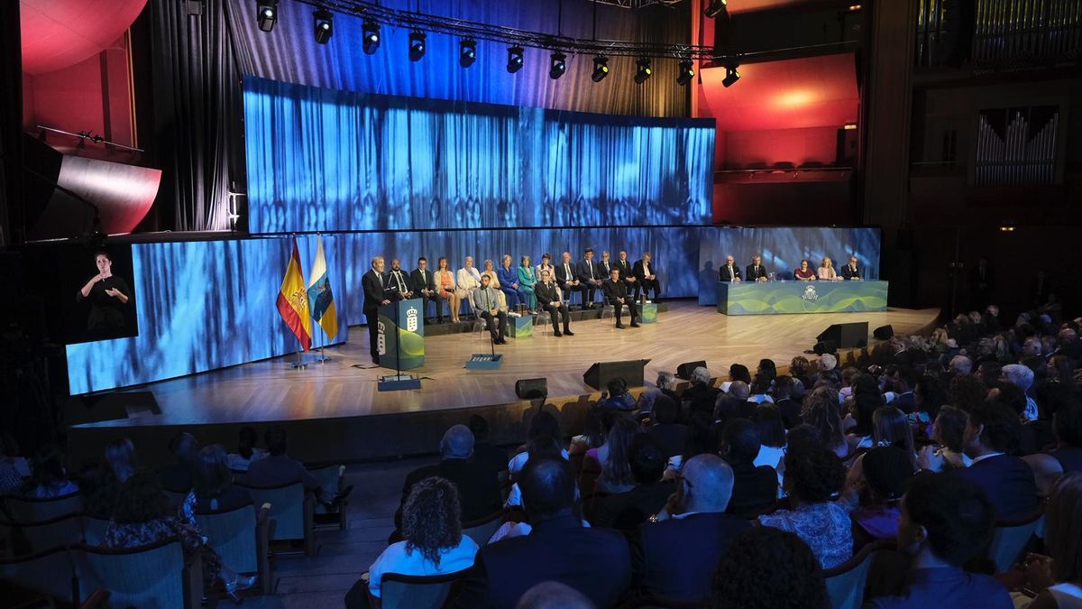 Clavijo pide respeto para Canarias y dice que tras los "hechos recientes", "nos toca defendernos en solitario"