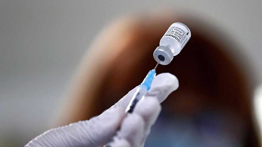 Pfizer inicia la prueba clínica de la vacuna contra la variante ómicron
