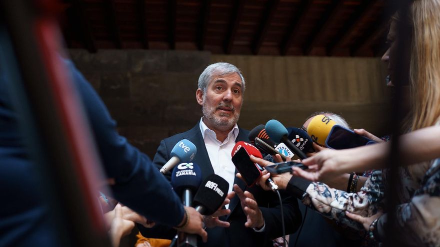 Clavijo carga contra la alcaldesa de Granadilla por La Tejita: "Canarias no compra suelo para evitar que se haga un hotel"