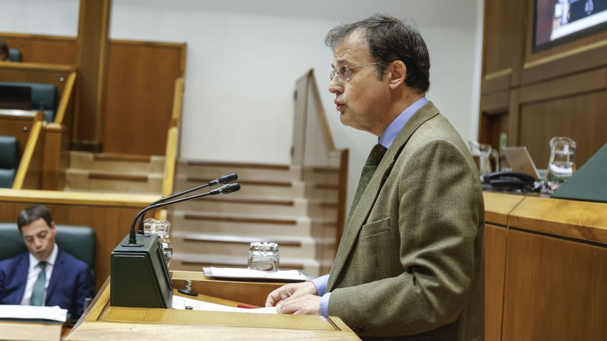 EH Bildu pide ya "responsabilidades" en la cúpula de la Sanidad vasca por la crisis de las vacunas caducadas