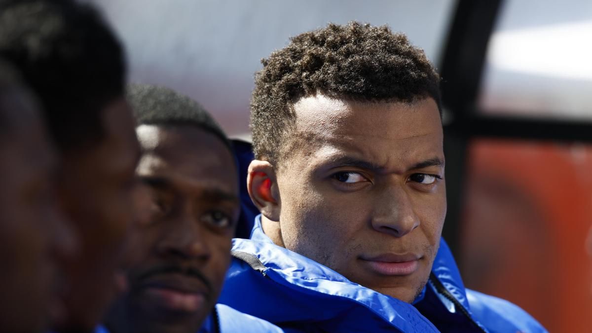 El futbolista franc´s Kylian Mbappe (derecha) en una imagen de marzo.