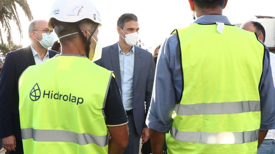 Archivo - El presidente del Gobierno, Pedro Sánchez, en una de sus visitas a La Palma.