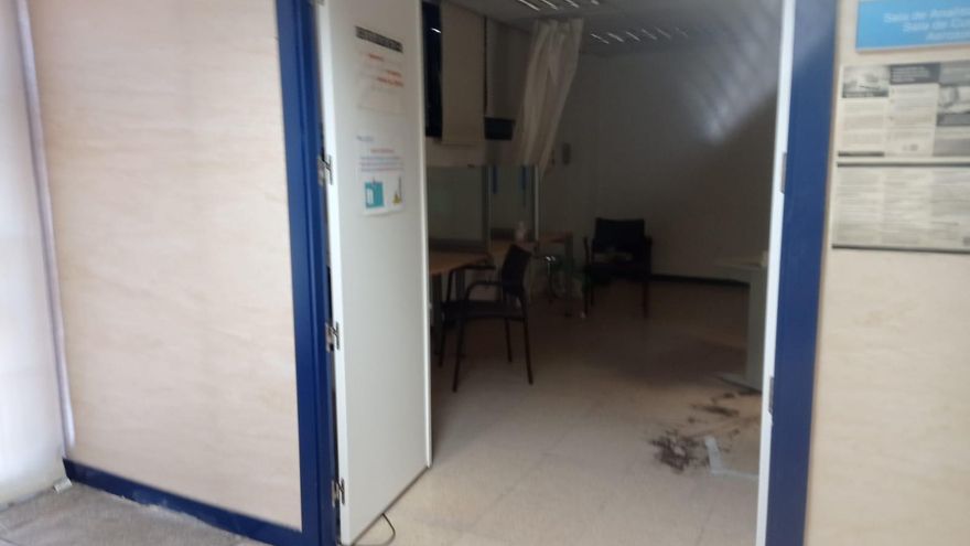 Las fotos que muestran que un año después del cierre el C. S. Villaamil el local no se ha empezado a reformar pese a las promesas de hacerlo