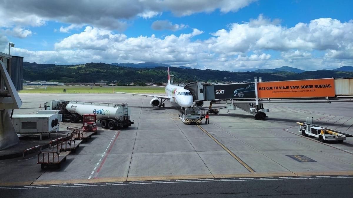 El Superior vasco reconoce a trece trabajadores del aeropuerto de Loiu la condición de indefinidos de Aena