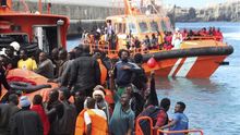 Imagen de archivo. Rescatan a 36 inmigrantes a bordo de 4 pateras en el Estrecho/ Efe