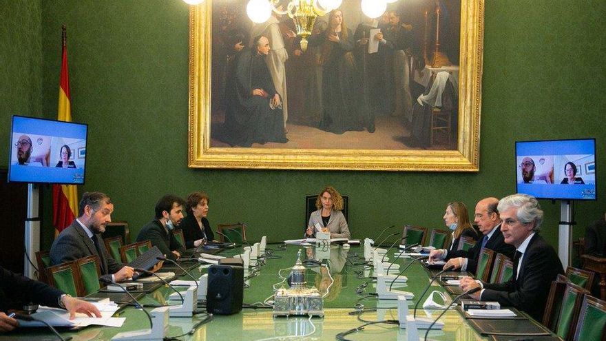 Archivo - Reunión de la Mesa del Congreso.