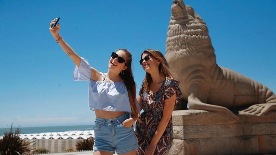 Pese al balotaje, pronostican que "habrá movimiento" turístico por el feriado y hay destinos con 80% de reserva