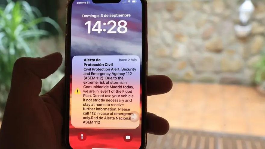 Cómo se activan las alertas de Protección Civil para emergencias como la DANA en Android y iPhone