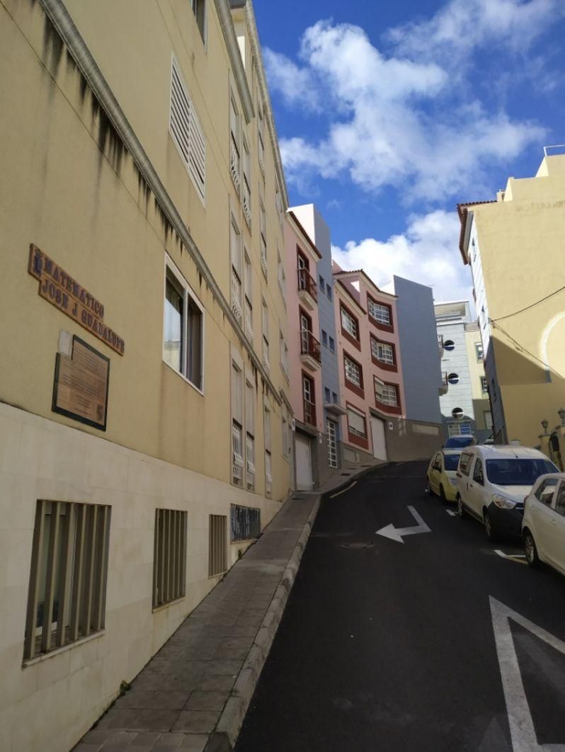 Calle Matemático José  J. Guadalupe en Santa Cruz de La Palma