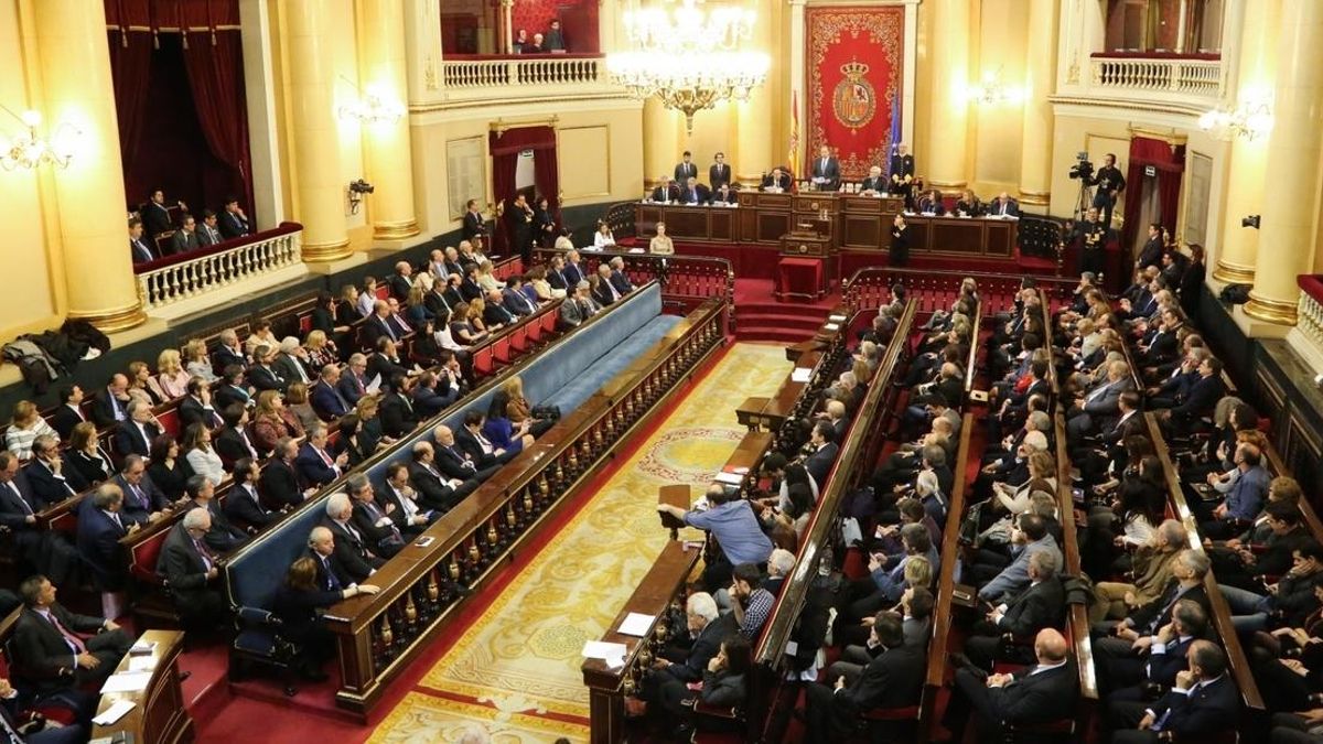 Todos los exsenadores salvo 13 piden la indemnización que ofrece el Senado por su disolución, de 8.345 euros