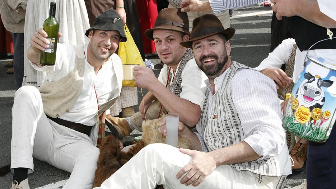 Las calles de Santa Lucía de Tirajana se llenan con motivo de la romería de Los Labradores. (Foto: Alejandro Ramos).