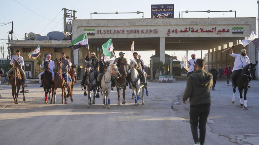 Tras miles de kilómetros, cuatro jinetes españoles atraviesan Siria camino a La Meca