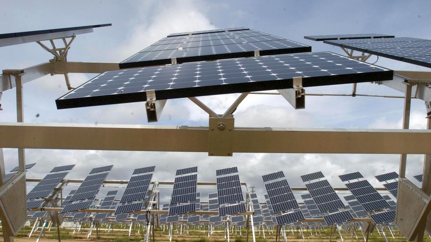 La patronal fotovoltaica carga contra el gobierno de PP y Vox de Elche por la suspensión de licencias