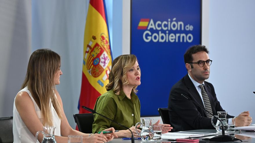 El BBVA tiene que decidir si sigue con la opa del Sabadell tras dilatar el Gobierno a 3 años la fusión