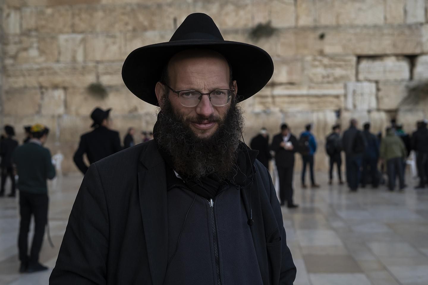 Retrato de un Judío delante de el Muro de las lamentaciones o Western Wall en la ciudad vieja de Jerusalén (Israel). | JOAQUÍN GÓMEZ SASTRE