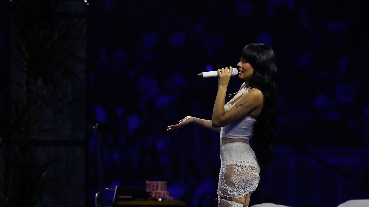 La cantante Aitana durante la presentación de su nuevo disco ´El cuarto azul´ con una ´Listening Party´