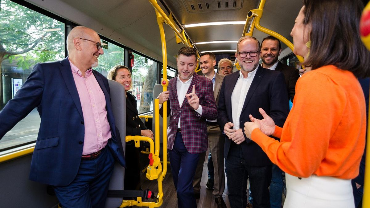 Presentación de la nueva flota de Guaguas Municipales