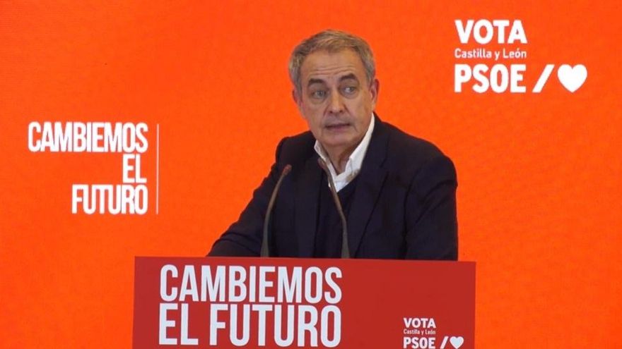 El expresidente del Gobierno José Luis Rodríguez Zapatero durante un acto electoral en Segovia