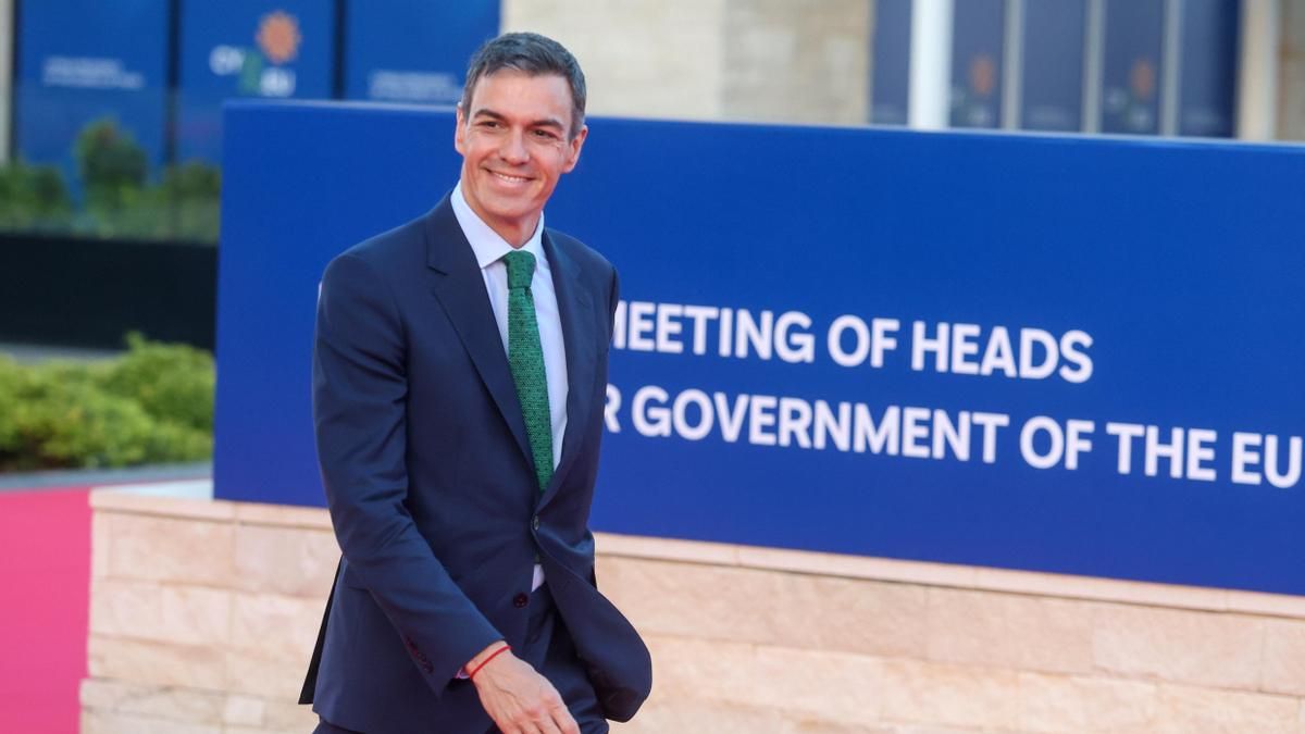 El presidente del Gobierno español, Pedro Sánchez, llega a una reunión informal de Jefes de Estado o de Gobierno de la UE en Chipre.