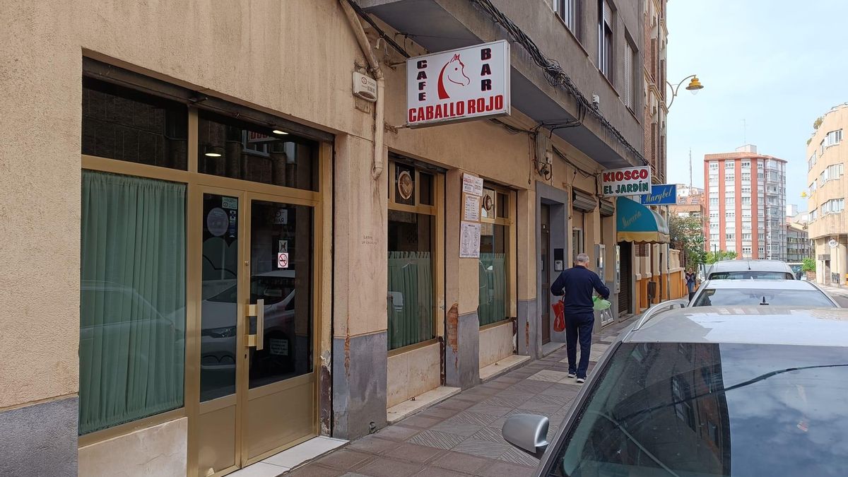 El café bar Caballo Rojo en la calle Federico Echevarría de la capital leonesa.