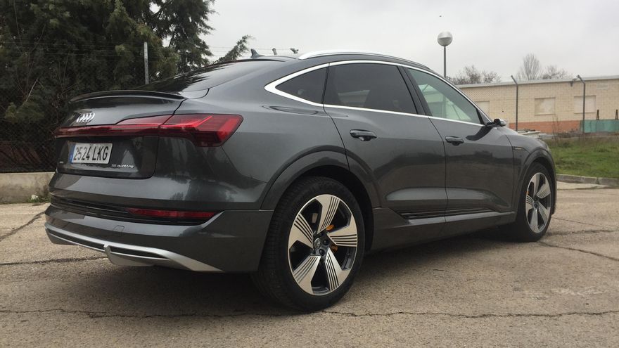 El Audi e-tron Sportback tiene un longitud de 4,90 metros.