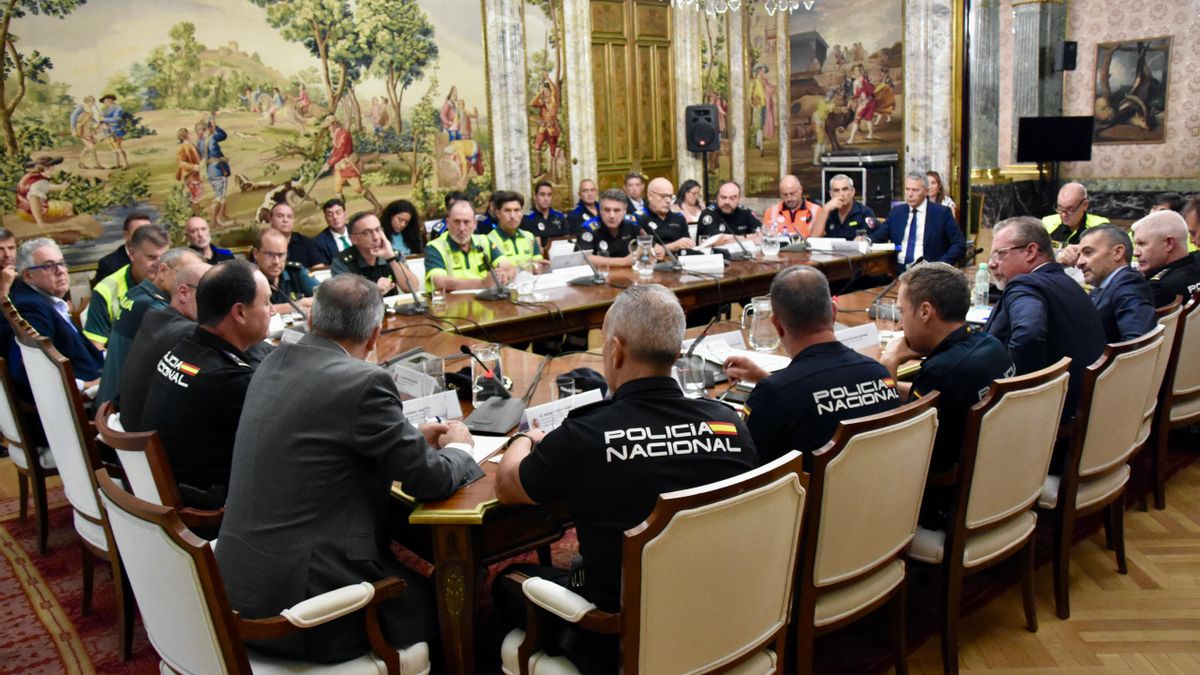 Reunión de seguridad para la llegad de La Vuelta a Madrid