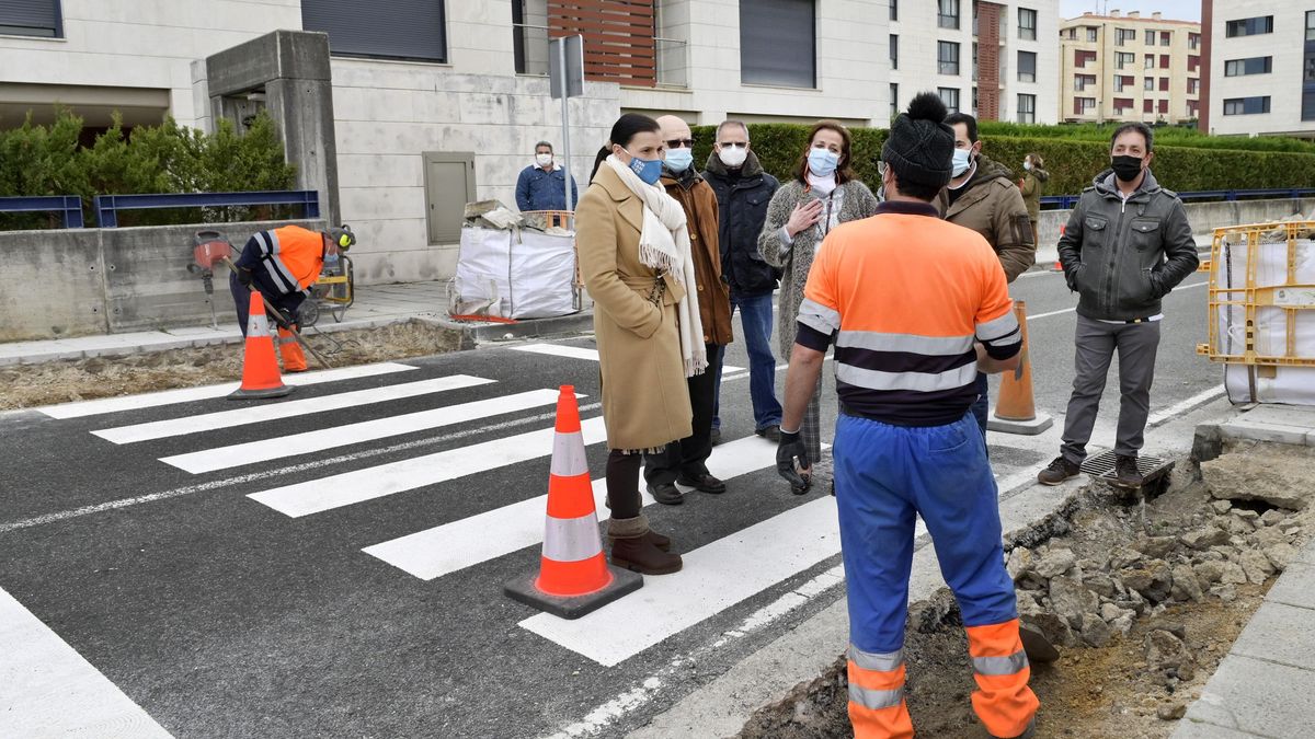 Obras en una calzada de Santander