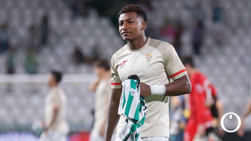 El joven boliviano Marcelo Timorán renueva con el Córdoba CF B hasta 2028