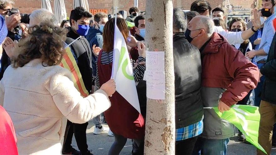 Un dirigente de Vox niega ante el juez que agrediera a una vecina en un mitin en Barcelona