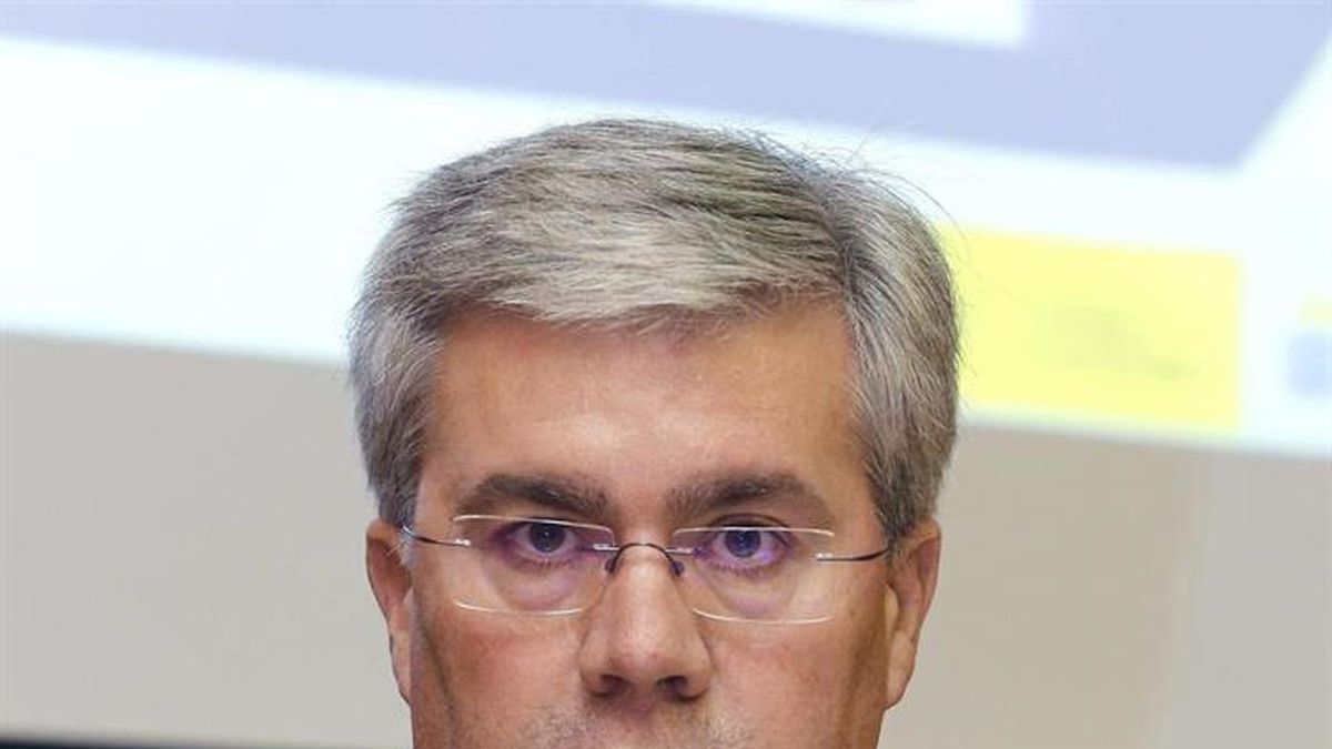 José Enrique Fernánde de Moya se ha quedado sin opción de optar a la reelección.