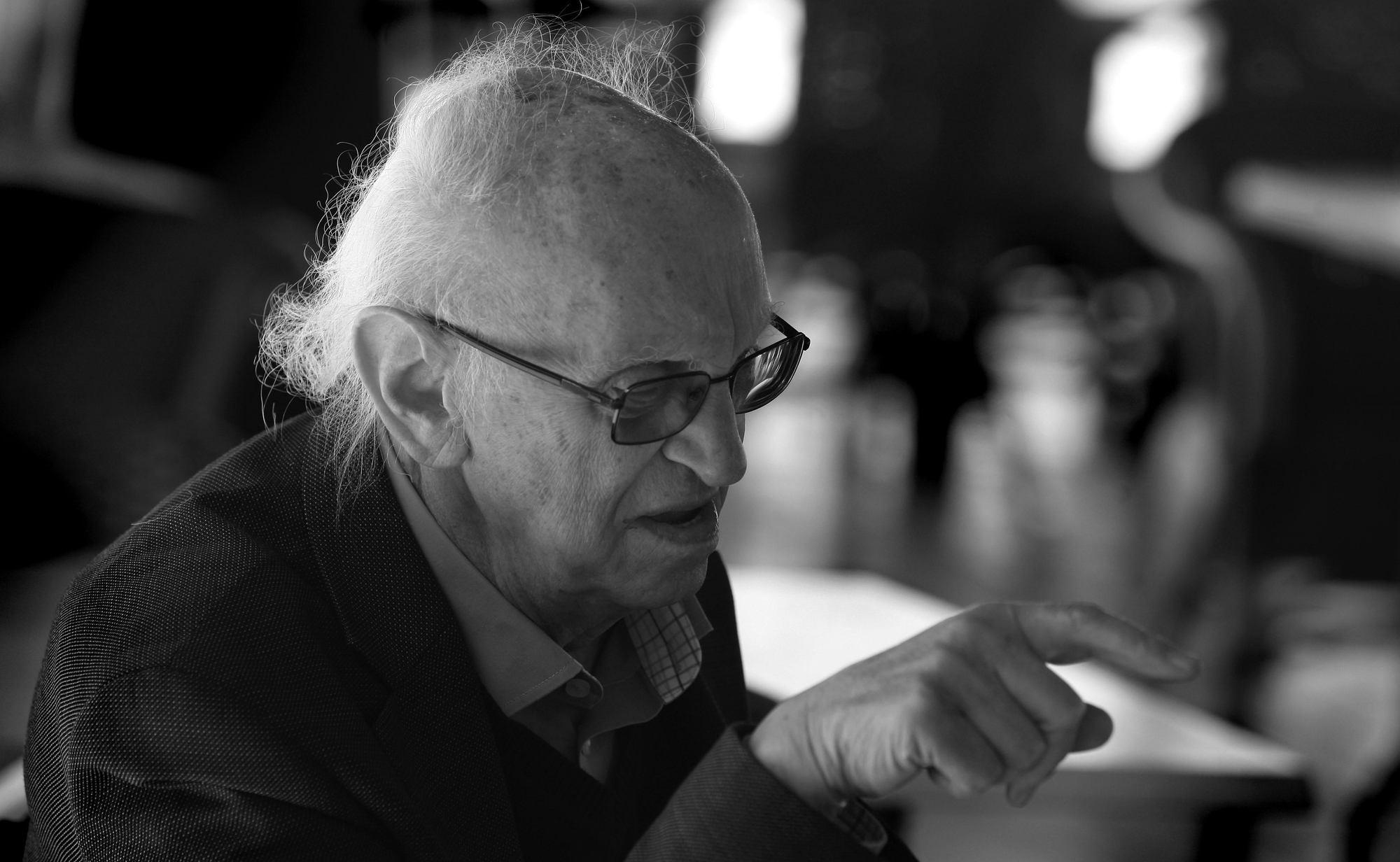 El escritor Petros Márkaris ha presentado en la Fira del Llibre de Valencia su último libro 'Cuarentena'.