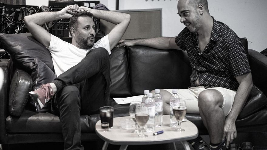 Víctor Lemes y Aaron Gómez momentos antes de su actuación en Fábrica La Isleta