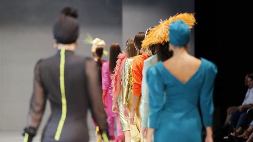 Desfile de Nathapala (imagen de la cuenta de Facebook de la firma)