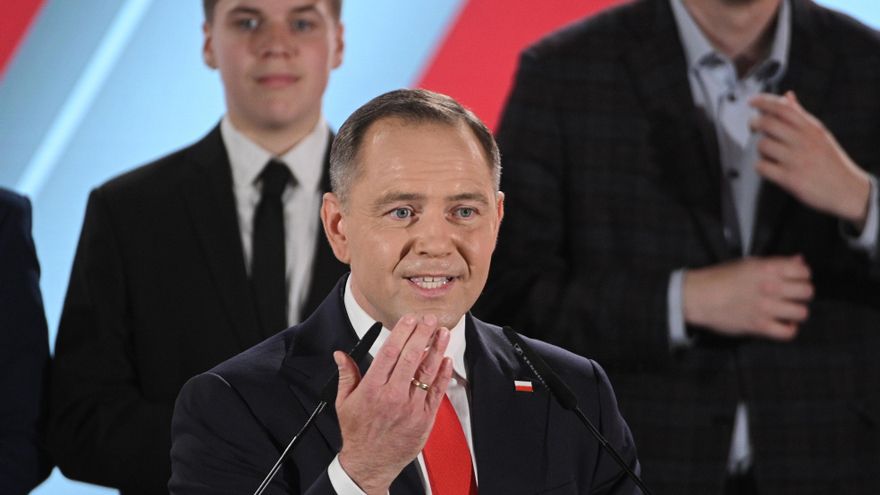 Un empate en los sondeos de las elecciones presidenciales en Polonia deja en vilo al país