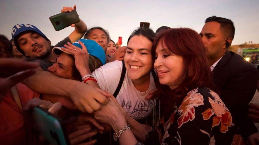 Cristina retoma el centro de la escena con un acto de alto impacto en La Plata