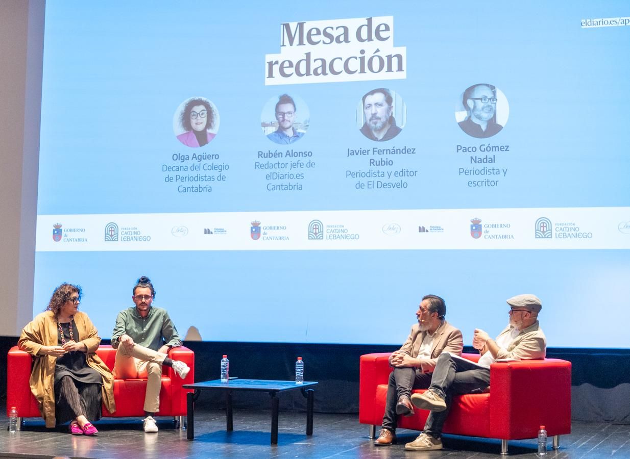 Los cuatro periodistas agradecieron a los socios y socias el apoyo y remarcaron la importancia de un periodismo que sirva de control y contrapeso al poder.