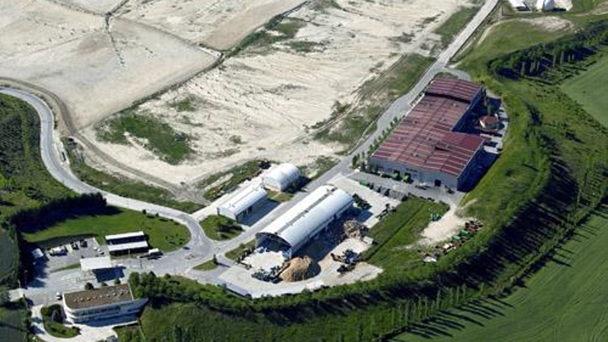 Imagen aérea del vertedero de Góngora.