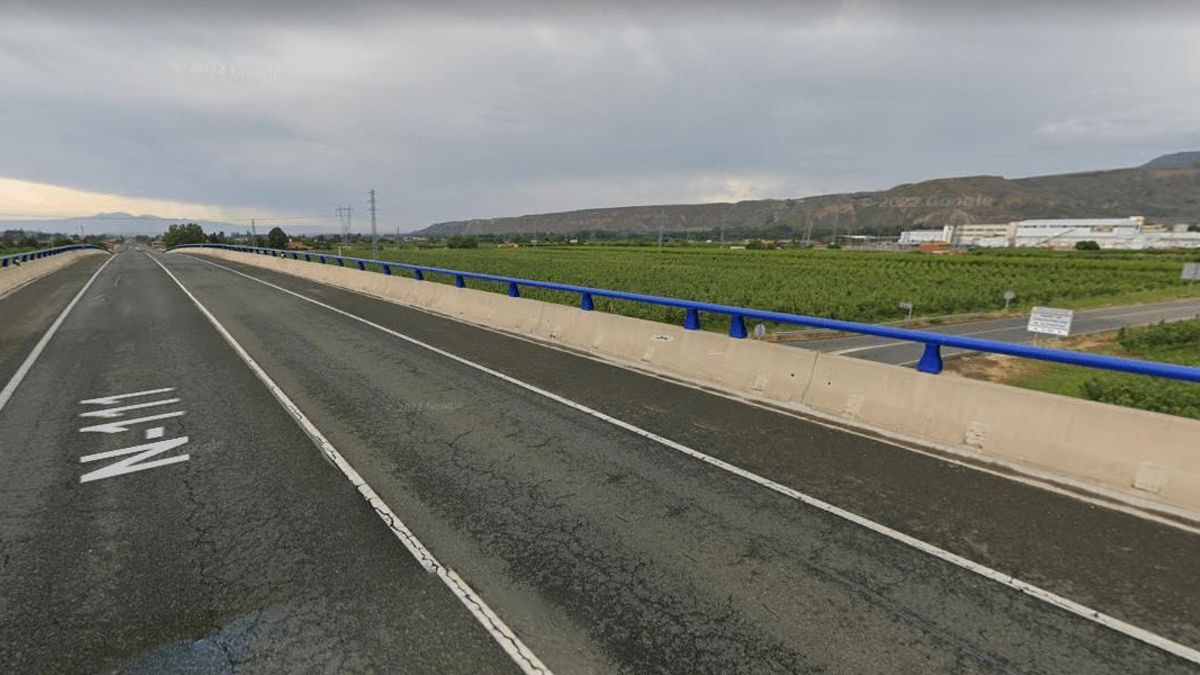 Fallece un hombre de 42 años al salirse de la carretera esta madrugada en Albelda