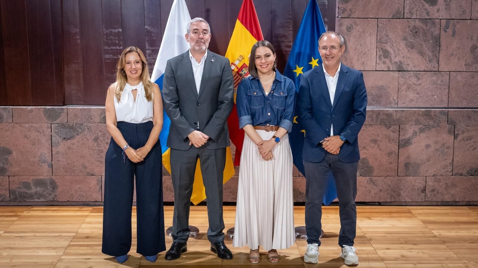 Registrada la candidatura conjunta de Tenerife y La Palma para ser sede del Centro Nacional de Vulcanología.