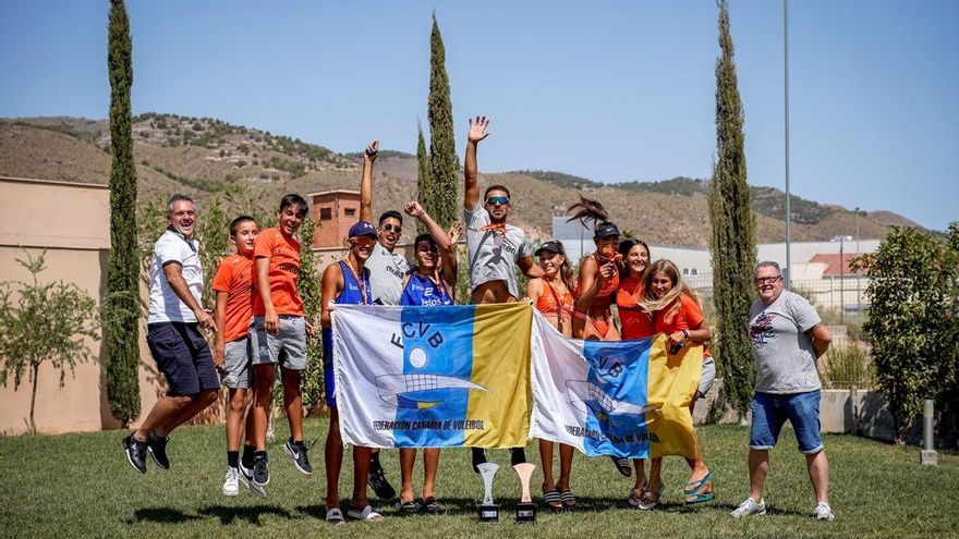 Plata y bronce para Canarias en los Campeonato de España de Selecciones Autonómicas de Vóley Playa Cadete e Infantil