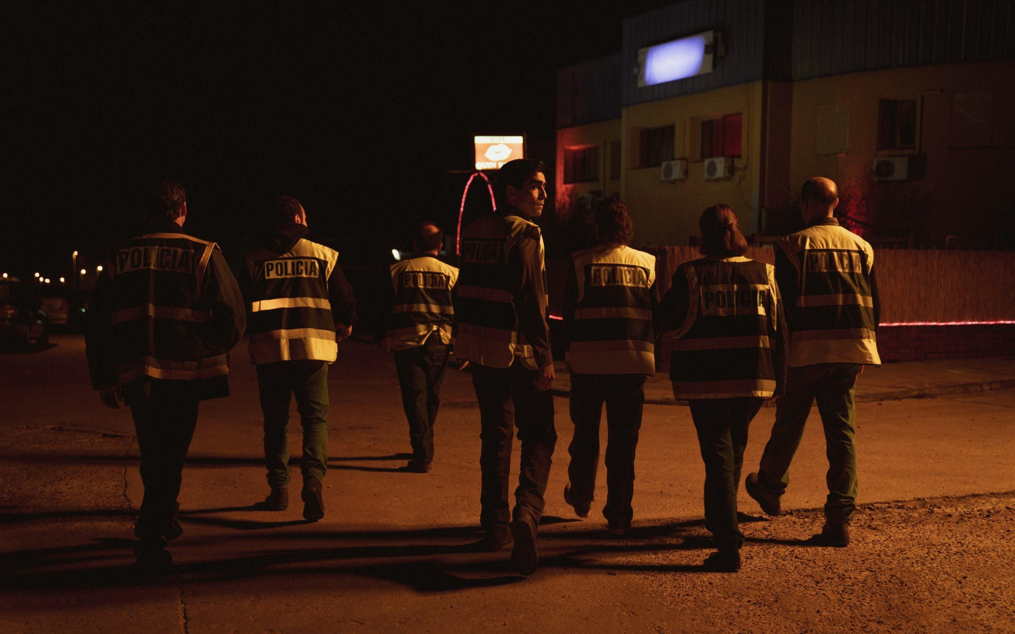 Movistar Plus+ anuncia 'El castillo' y muestra sus primeras imágenes con Raúl Arévalo, Omar Ayuso y todo el reparto