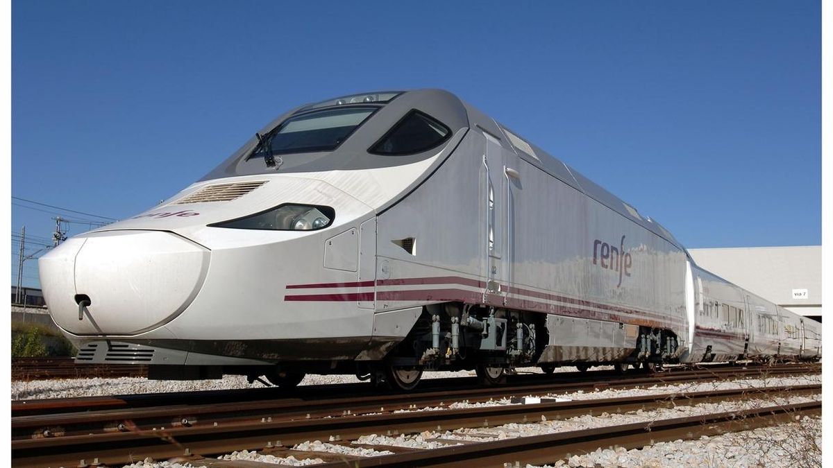 La Junta de Castilla y León aprueba aplicar ahora de forma "inmediata" su descuento para los abonos de tren tras las críticas de Renfe
