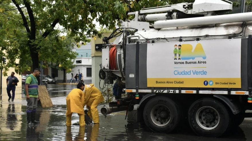 Casi 100 mil usuarios están sin luz en el AMBA por el temporal